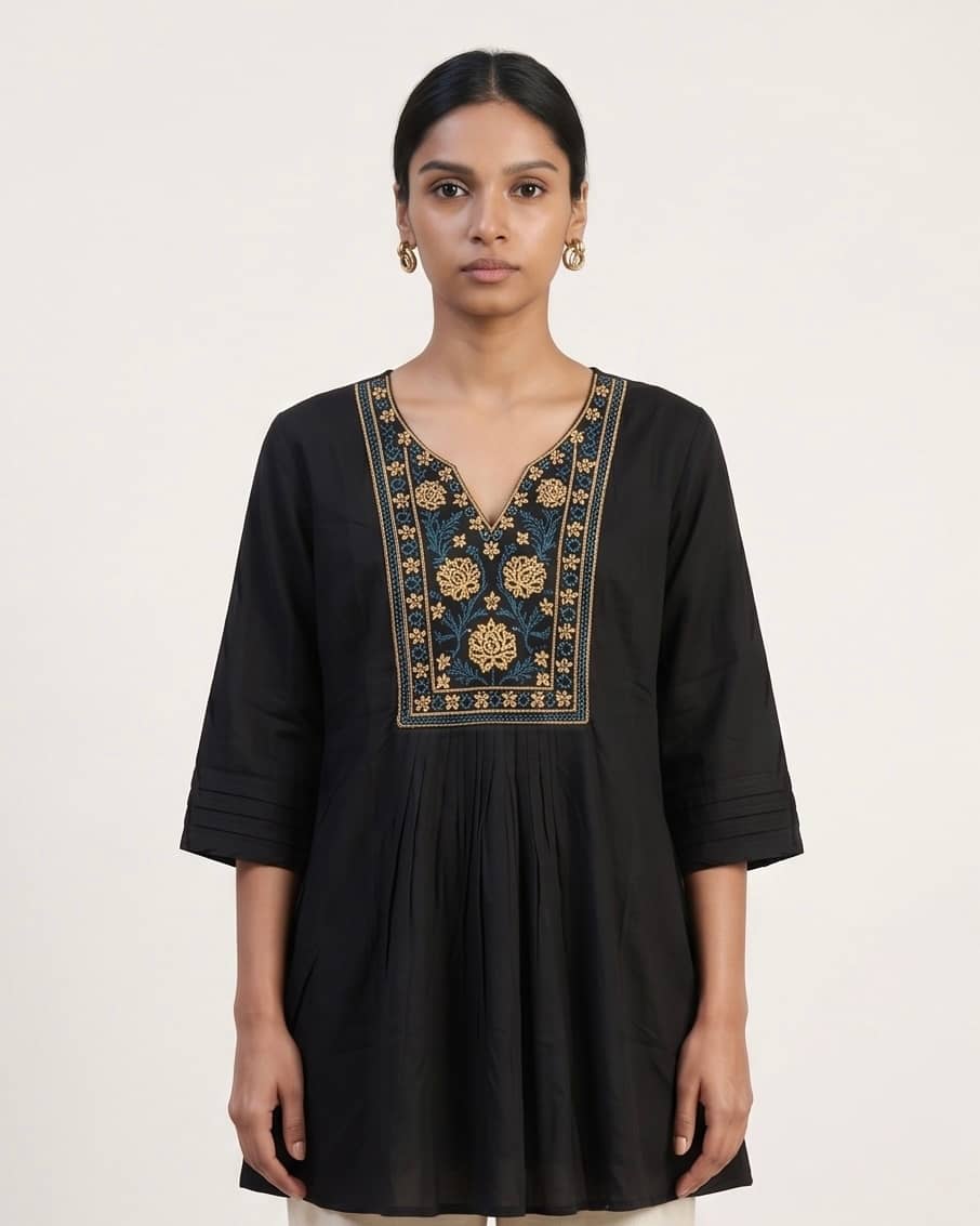 Noor Embroidered Kurti