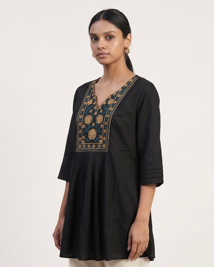 Noor Embroidered Kurti in Onyx, view 5